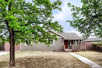 810 Oswego Street, Aurora, CO 80010 - Photo 4