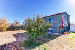 19335 E Batavia Pl, Aurora, CO 80011 - Photo 4