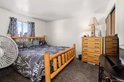 19335 E Batavia Place, Aurora, CO 80011 - Photo 16