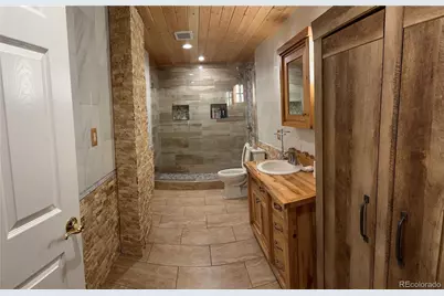 1080 S Dutch Valley Road, Bennett, CO 80102 - Photo 12