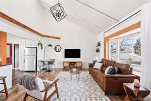 2102 Ridge Dr, Broomfield, CO 80020 - Photo 2