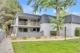 3511 S Hillcrest Dr, Denver, CO 80237 - Photo 26
