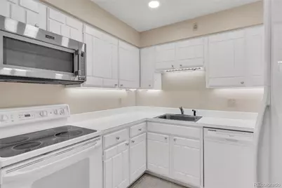 3511 S Hillcrest Drive #4, Denver, CO 80237 - Photo 8