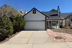 4148 S Lewiston Cir, Aurora, CO 80013 - Photo 2