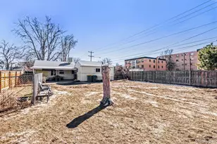 1605 Oakland St, Aurora, CO 80010 - Photo 28