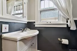 3528 N York St, Denver, CO 80205 - Photo 18