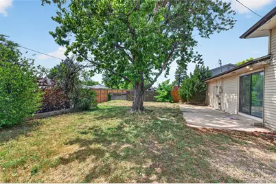 446 S Lima Circle, Aurora, CO 80012 - Photo 32