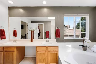 3367 S Argonne Court, Aurora, CO 80013 - Photo 24