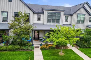 11185 E 25th Ave, Aurora, CO 80010 - Photo 4