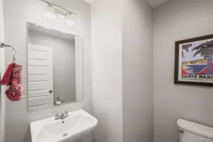 11185 E 25th Ave, Aurora, CO 80010 - Photo 20