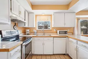 3158 S Dayton Ct, Denver, CO 80231 - Photo 8