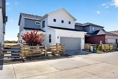 17621 Parkside Drive N, Commerce City, CO 80022 - Photo 22