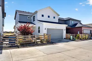 17621 Parkside Dr N, Commerce City, CO 80022 - Photo 22
