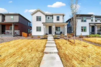 17621 Parkside Drive N, Commerce City, CO 80022 - Photo 2
