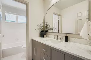 8014 E Harvard Cir, Denver, CO 80231 - Photo 18