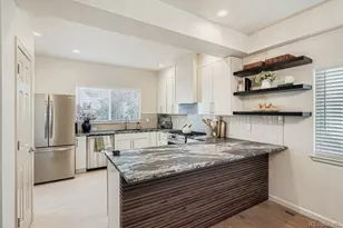 8014 E Harvard Cir, Denver, CO 80231 - Photo 6