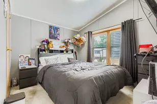 1707 Cimarron St, Aurora, CO 80011 - Photo 8