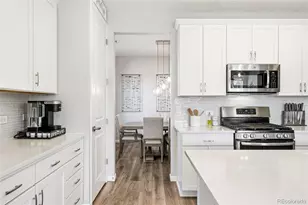 4651 S Malaya Ct, Aurora, CO 80015 - Photo 8