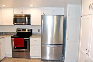 13661 E Marina Dr, Aurora, CO 80014 - Photo 2