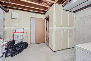 1811 S Quebec Way, Denver, CO 80231 - Photo 22