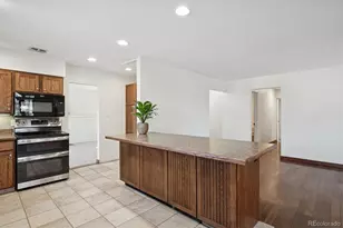 3390 S Holly Pl, Denver, CO 80222 - Photo 14