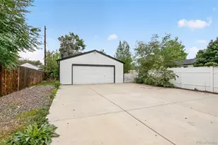 3900 S Inca St, Englewood, CO 80110 - Photo 24