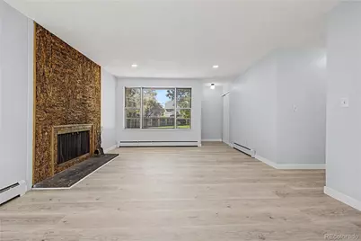 21 Newark Street #D, Aurora, CO 80012 - Photo 8