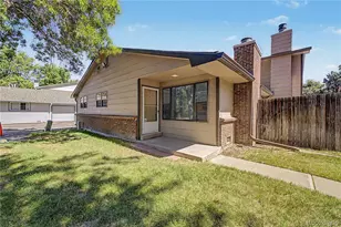 21 Newark St, Aurora, CO 80012 - Photo 1