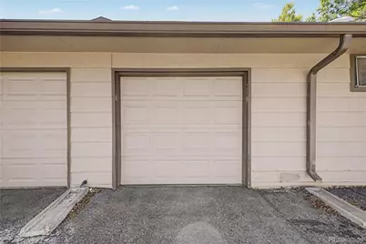 21 Newark Street #D, Aurora, CO 80012 - Photo 32