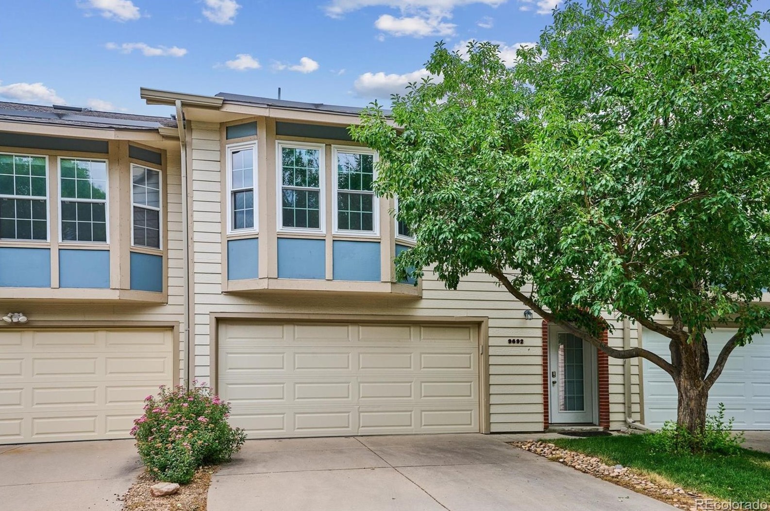 9692 Arkansas Pl, Denver, CO 80247-5698