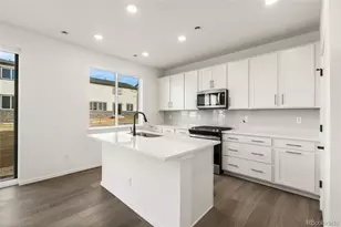 2164 S Ider Wy, Aurora, CO 80018 - Photo 6