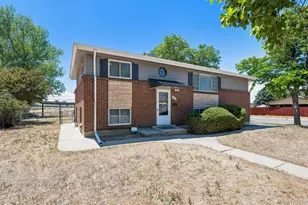 13473 Fitzsimons Way, Aurora, CO 80011 - Photo 2