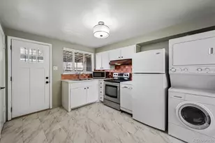 2655 S Logan St, Denver, CO 80210 - Photo 6