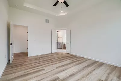 8925 S Riviera Way, Aurora, CO 80016 - Photo 14