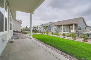8925 S Riviera Way, Aurora, CO 80016 - Photo 26