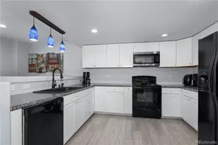 21235 E Eastman Ave, Aurora, CO 80013 - Photo 26