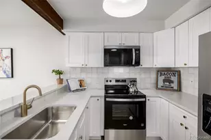 1055 S Fraser Way, Aurora, CO 80012 - Photo 10