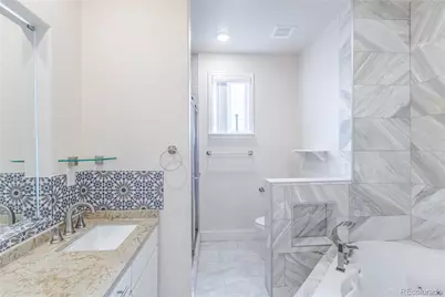 995 S Locust Street, Denver, CO 80224 - Photo 18