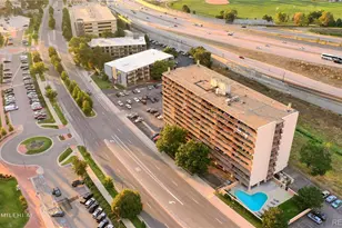 2225 Buchtel Blvd, Denver, CO 80210 - Photo 8