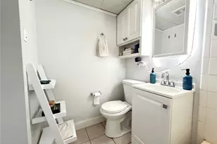 2225 Buchtel Blvd, Denver, CO 80210 - Photo 6