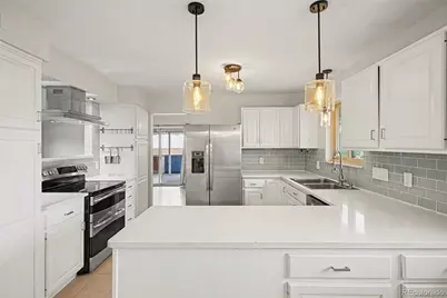 6169 W Roxbury Place, Littleton, CO 80128 - Photo 10