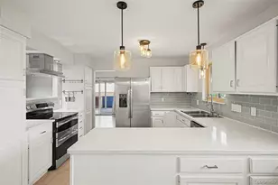 6169 W Roxbury Pl, Littleton, CO 80128 - Photo 10