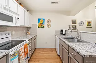 4232 S Blackhawk Cir, Aurora, CO 80014 - Photo 12