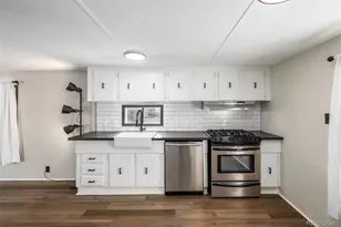 3650 S Federal Blvd, Englewood, CO 80110 - Photo 12