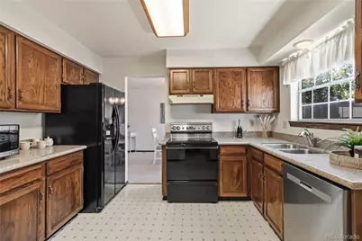 7101 W Yale Avenue #306, Denver, CO 80227 - Photo 12