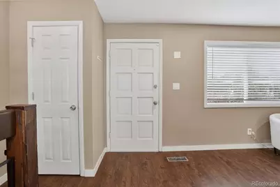 6870 S Broadway, Centennial, CO 80122 - Photo 2