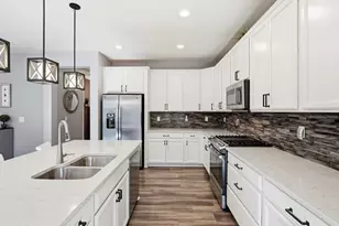 7774 Plateau Creek Ln, Littleton, CO 80125 - Photo 8