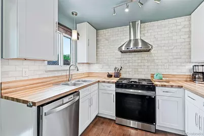 3233 Troy Street, Aurora, CO 80011 - Photo 18