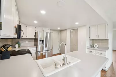 9700 W Chenango Avenue, Littleton, CO 80123 - Photo 12