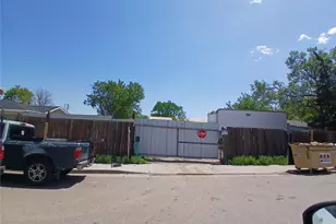 5358 Magnolia St, Commerce City, CO 80022 - Photo 1